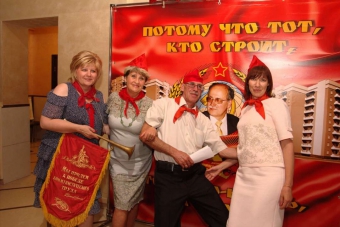 Юбилей Александра в кафе 