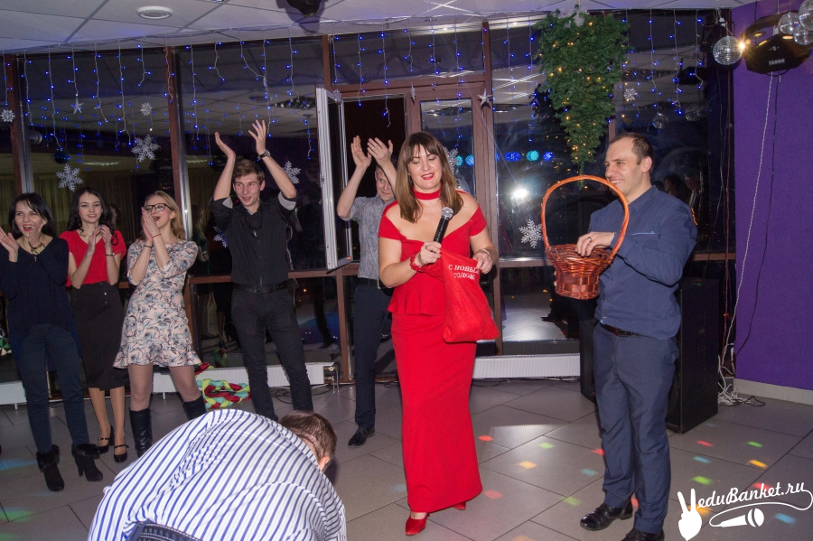 Новогодняя вечеринка для нескольких коллективов _8